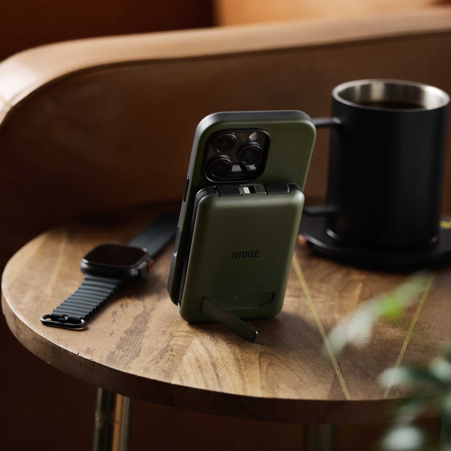 Everyday Charging Kit - iPhone 16 - Matte Olive